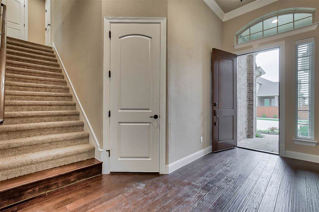 901 Winter Creek Drive - Photo 1