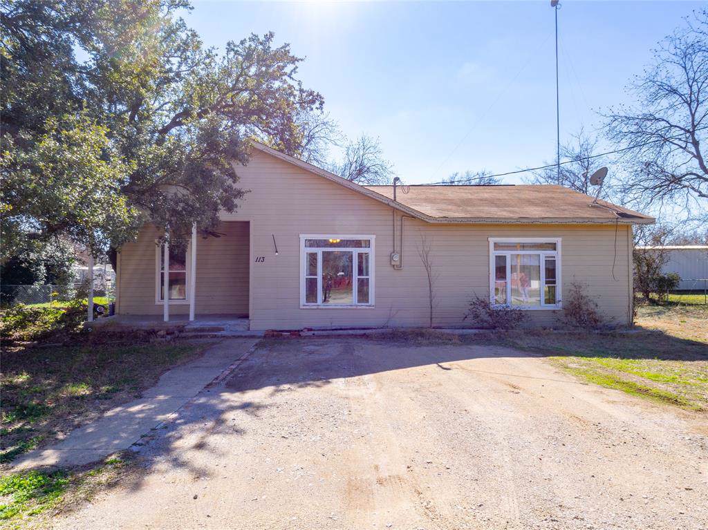 113 W. Spencer St. - Photo 1