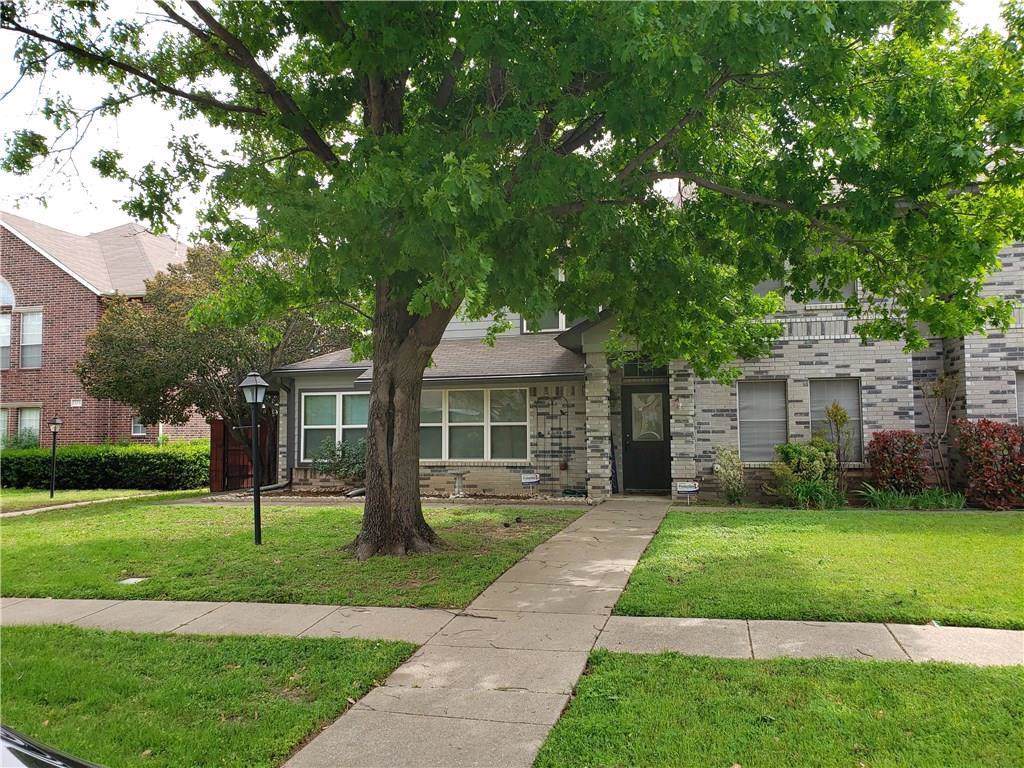 317 Crowe Drive - Photo 1
