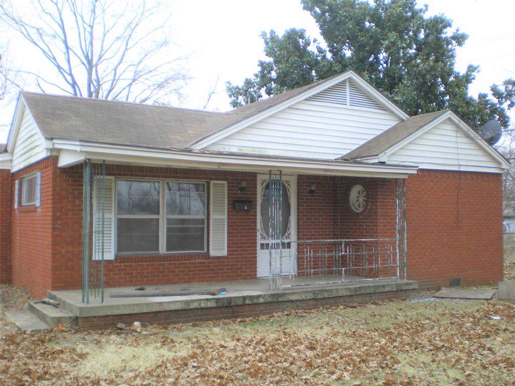 402 2ND Street - Photo 1