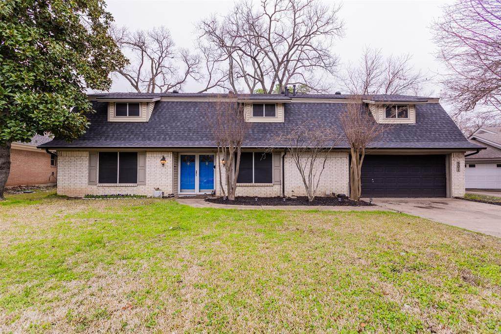 501 Westcliff Drive - Photo 1