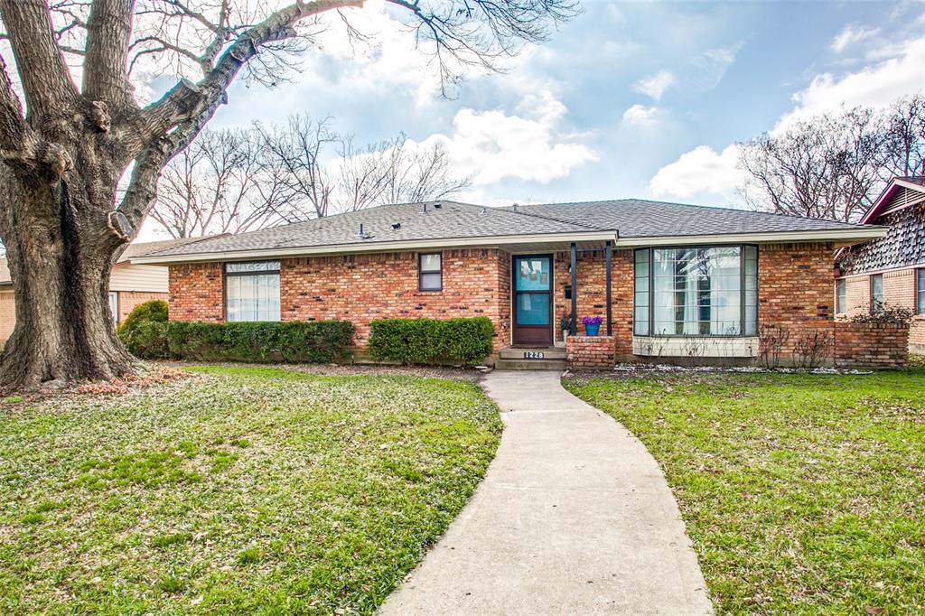 1228 Sunny Glen Drive - Photo 1