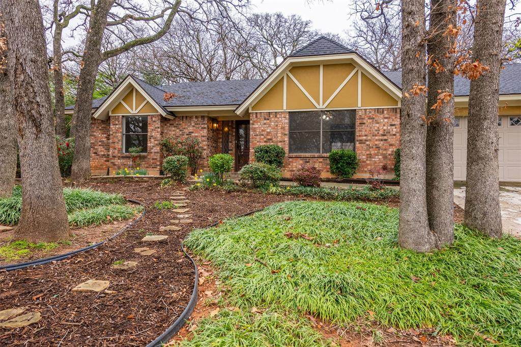 2816 Brookshire Drive - Photo 1