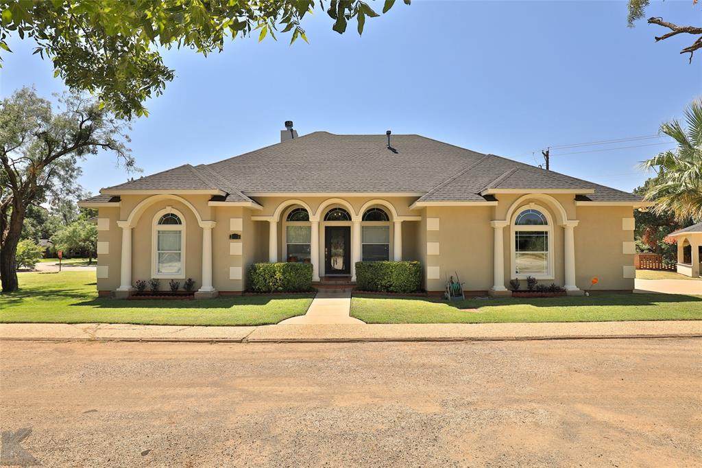 218 Elm Cove Circle - Photo 1