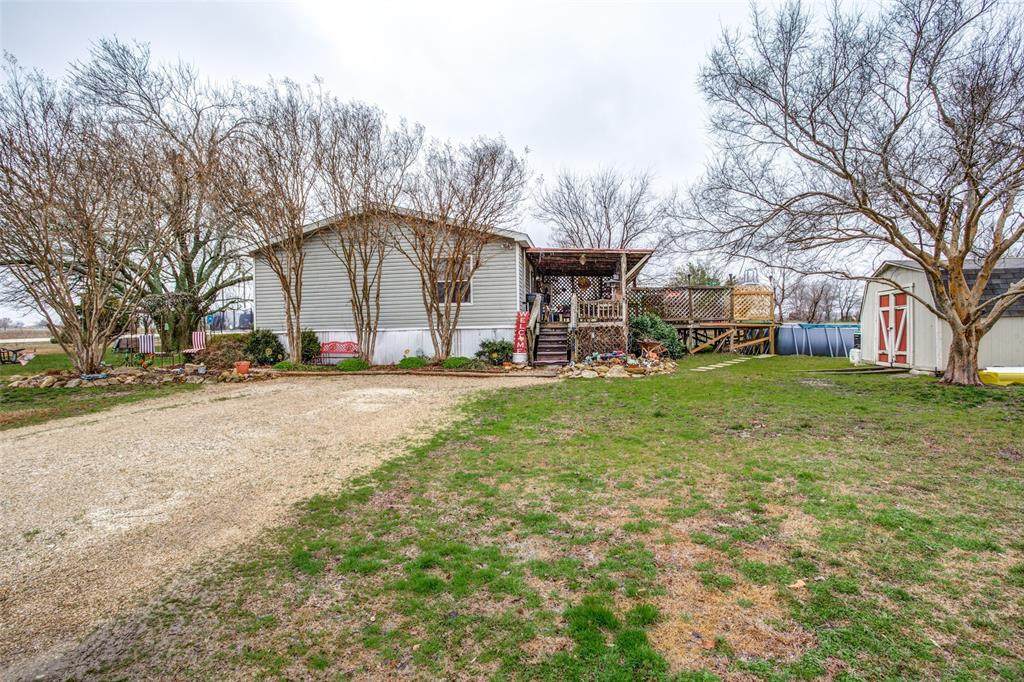 8129 Shaw Road - Photo 1