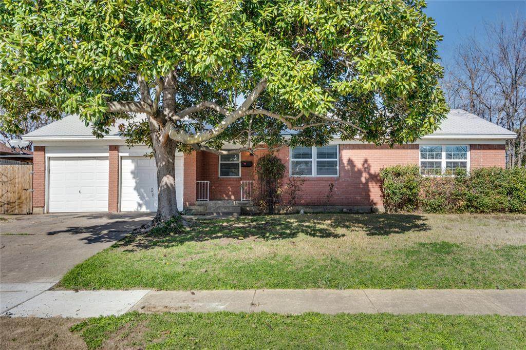 3071 Mark Twain Drive - Photo 1 3071 Mark Twain Drive - Photo 1