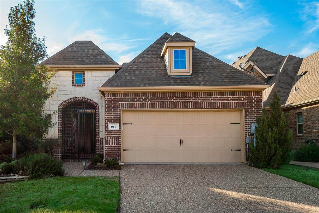 916 Eagle Creek Trail - Photo 1