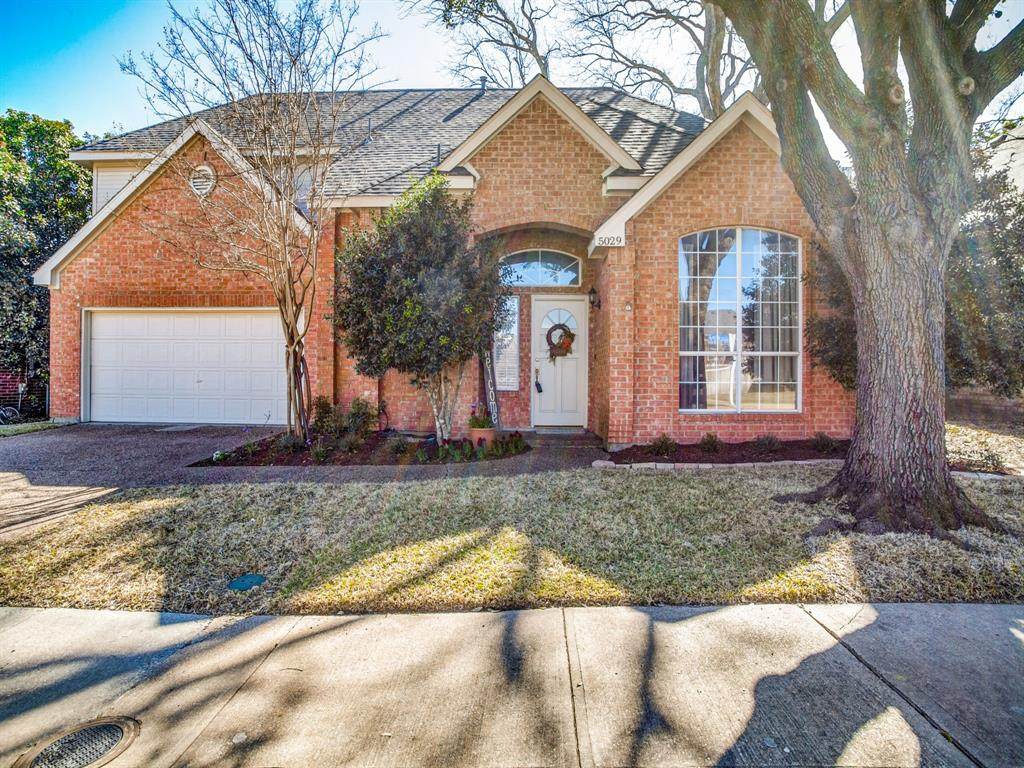 5029 Falcon Hollow Road - Photo 1