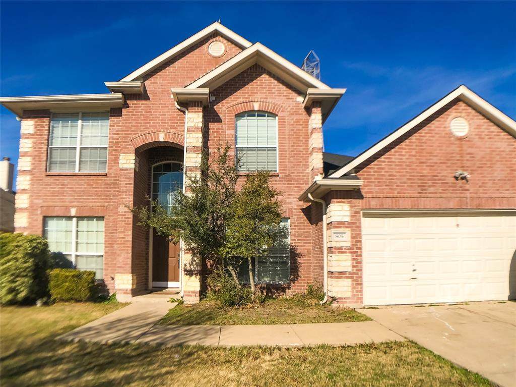 805 Valley Court - Photo 1