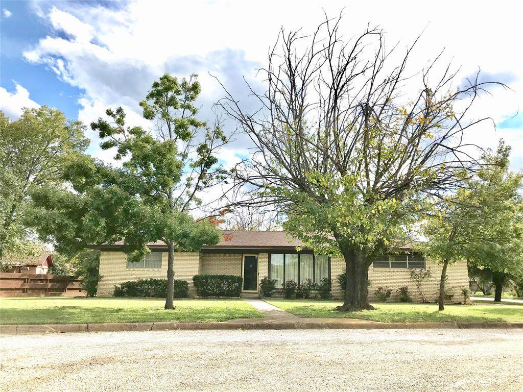 704 Westwood - Photo 1 704 Westwood - Photo 1