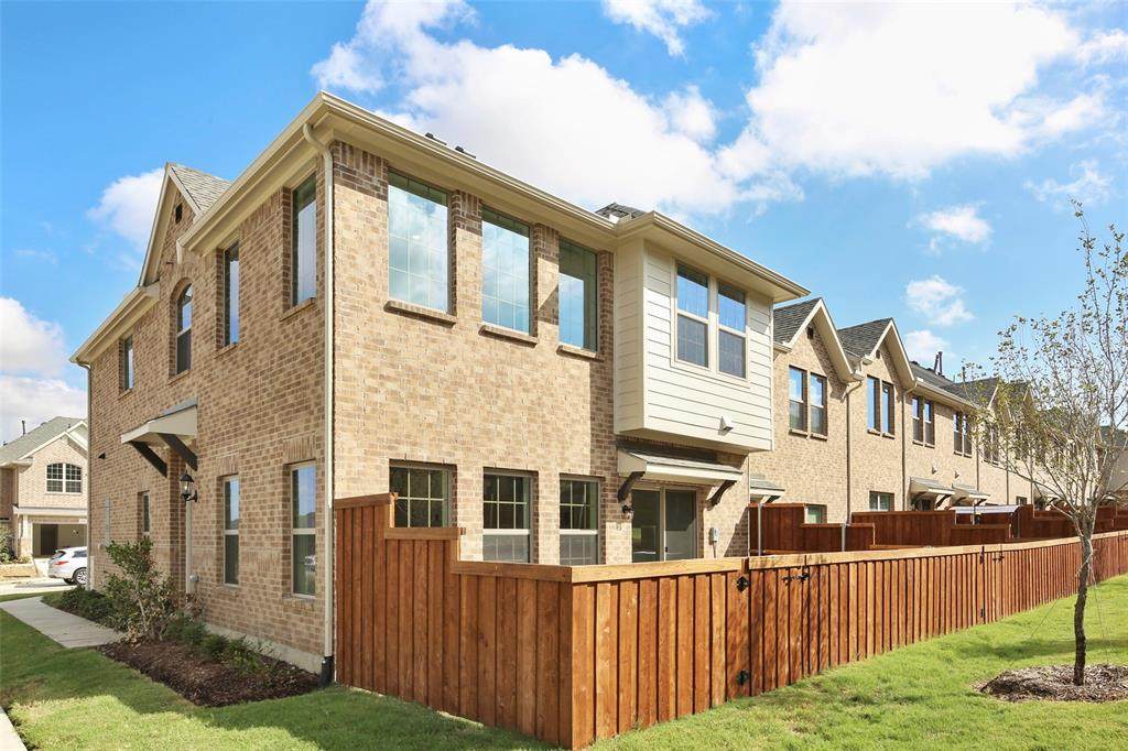 2704 Majesty Drive - Photo 1