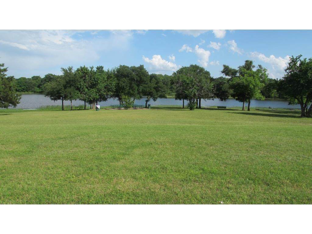 508 Baker Park Drive - Photo 1