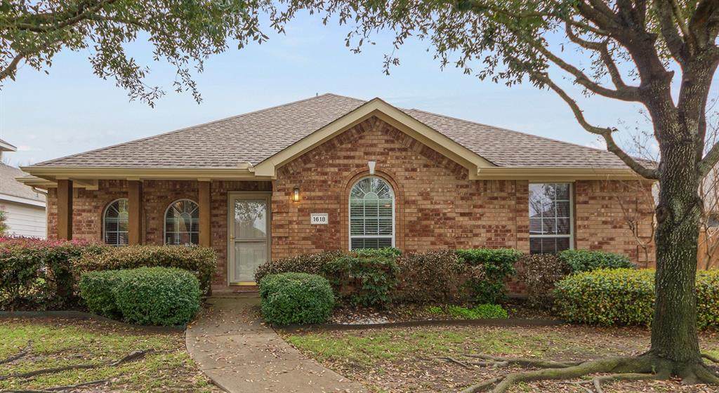 1618 Warm Springs Drive - Photo 1