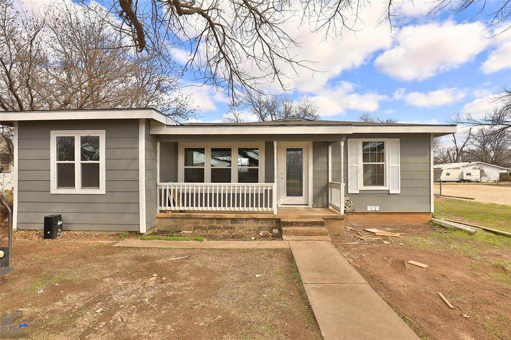 717 Kent Avenue - Photo 1