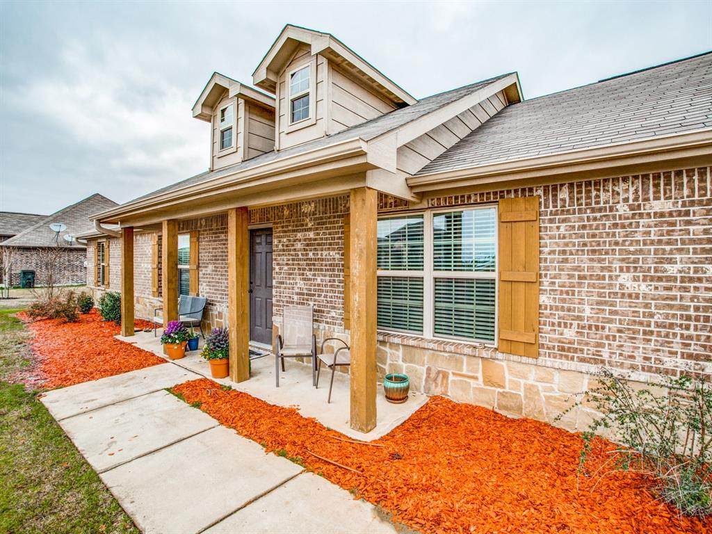 3193 Gunsmoke Drive - Photo 1