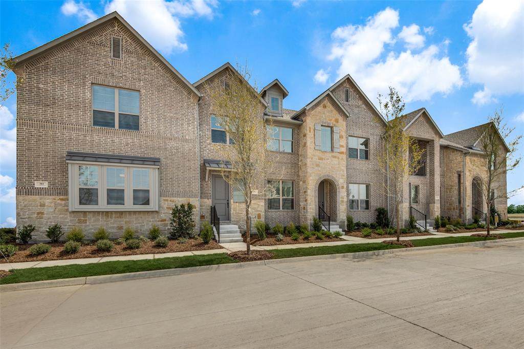 591 Cobblestone Lane - Photo 1