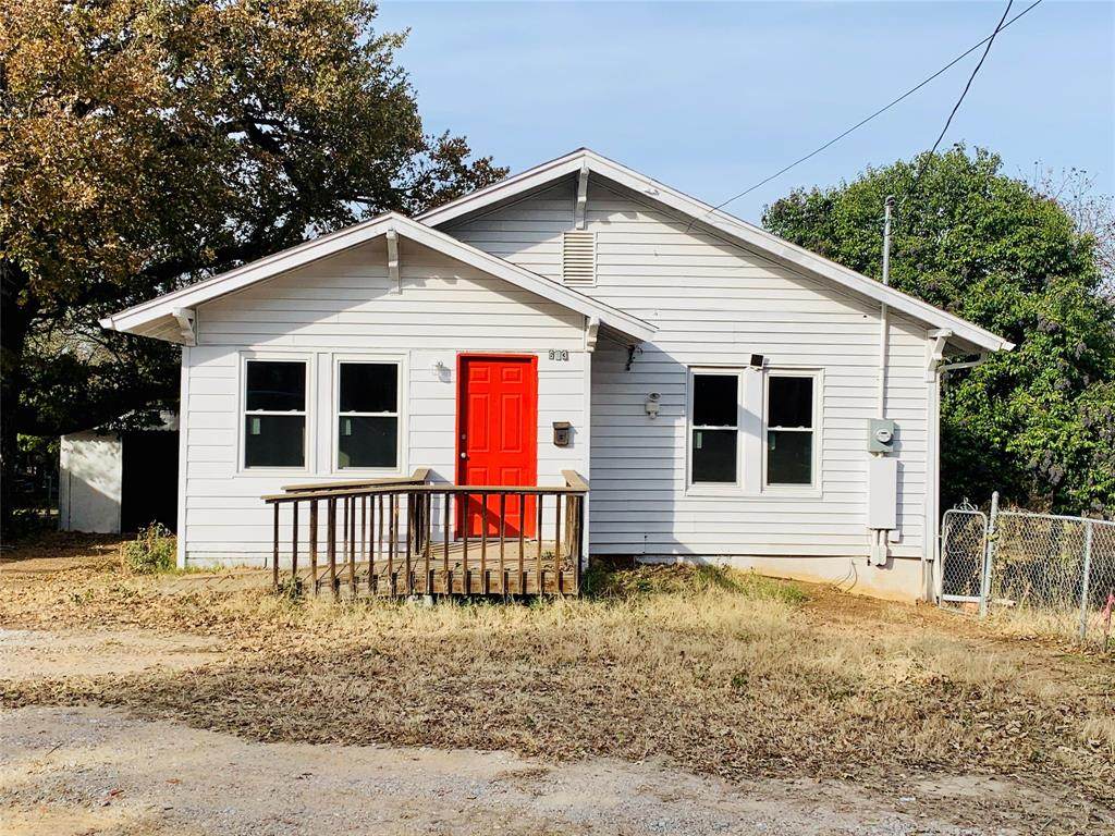 603 18th Street - Photo 1
