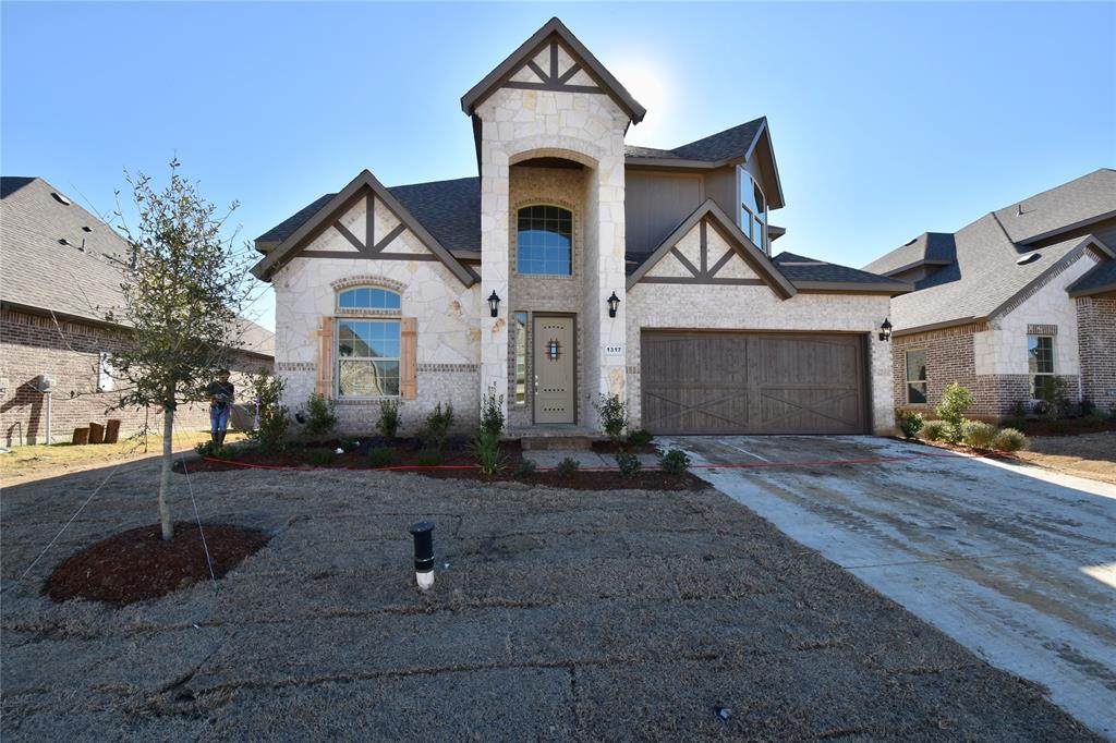 1317 Marines Drive - Photo 1