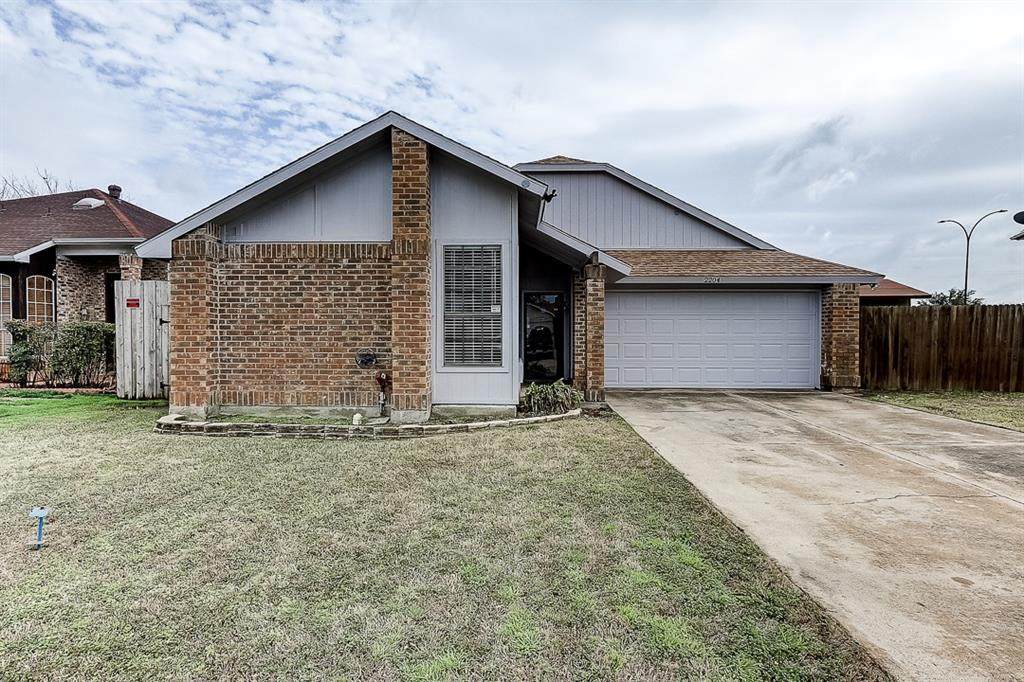 2204 Gladstone Drive - Photo 1