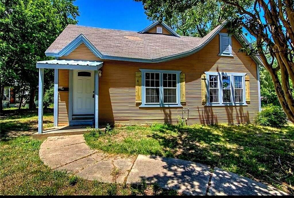 1400 Sycamore Street - Photo 1