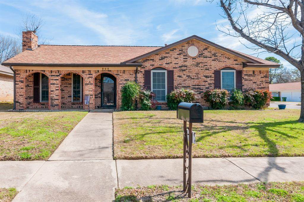 900 Shell Court - Photo 1