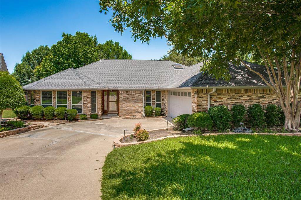 1103 Berkshire Court - Photo 1