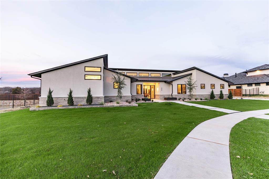 200 Winnie Drive - Photo 1