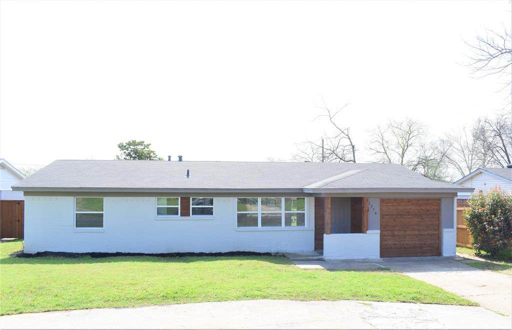 2376 Blue Creek Drive - Photo 1