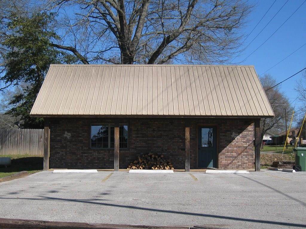 359 Pine Street - Photo 1