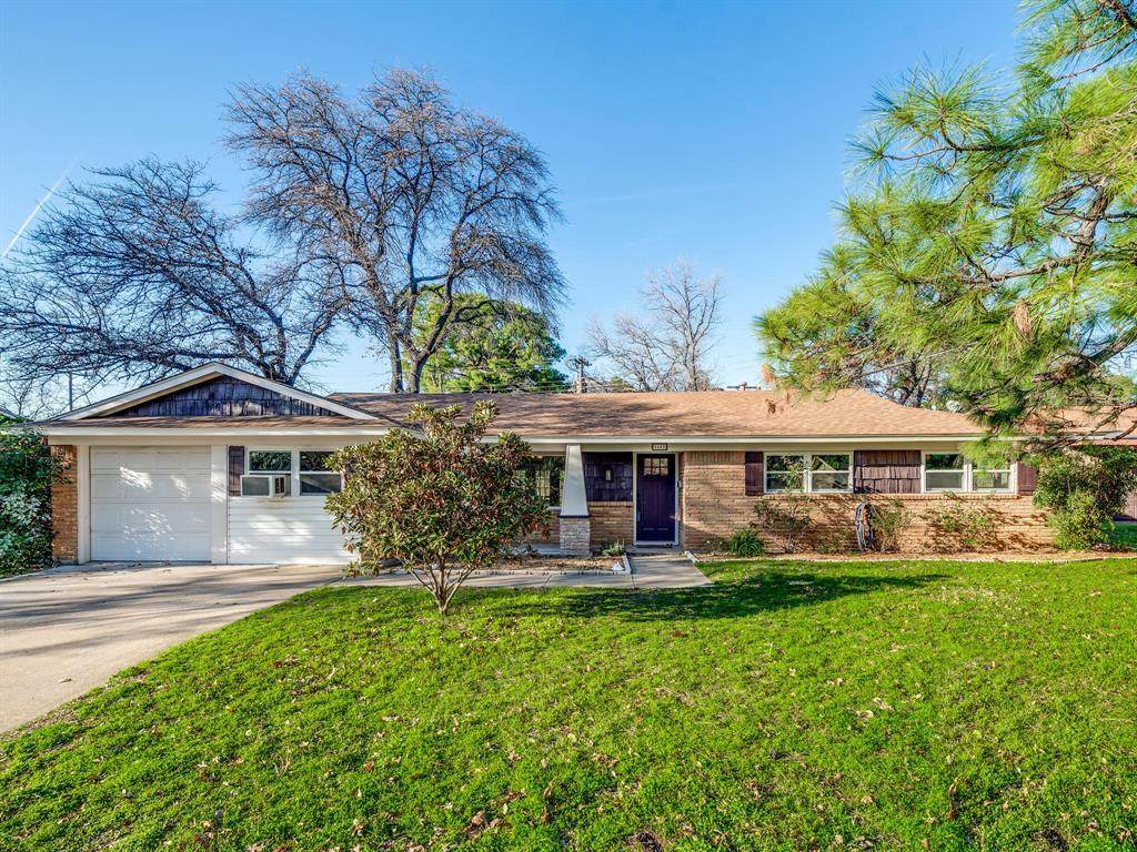 1602 Windlea Drive - Photo 1