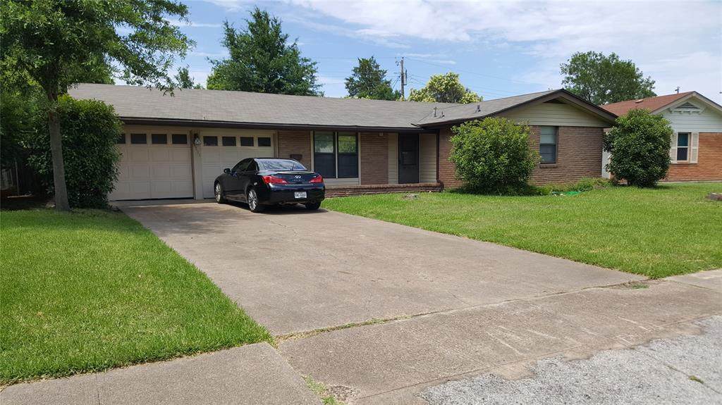 1711 Addington Street - Photo 1