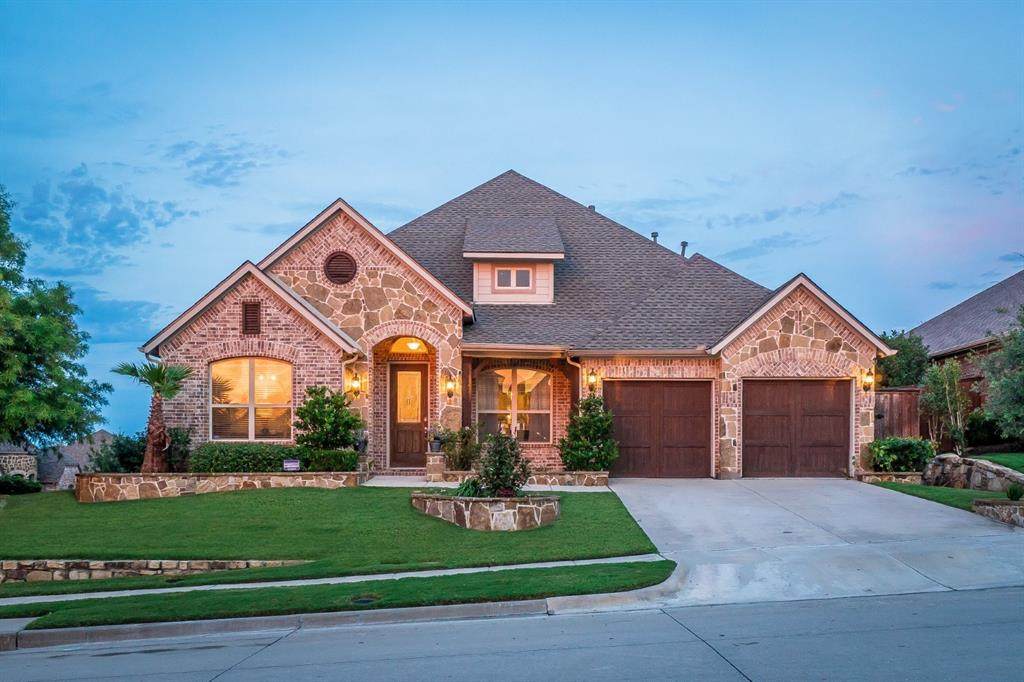 508 Oak Point Drive - Photo 1