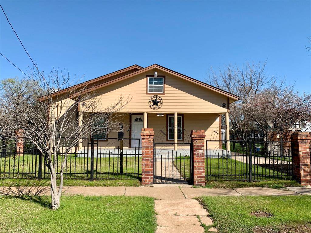 711 12th Street - Photo 1 711 12th Street - Photo 1