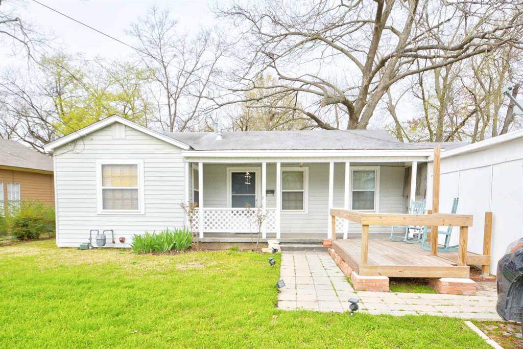 617 Virginia Street - Photo 1