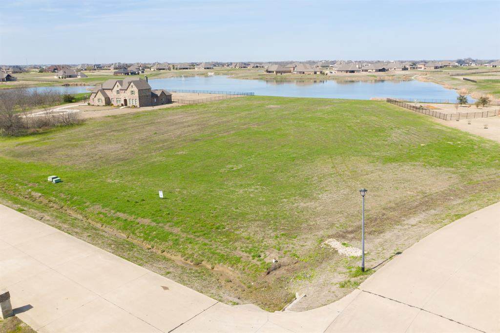 1470 Windpointe Drive - Photo 1