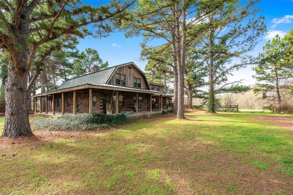 8300 County Road 204 - Photo 1