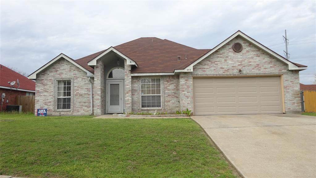 303 Winnipeg Drive - Photo 1
