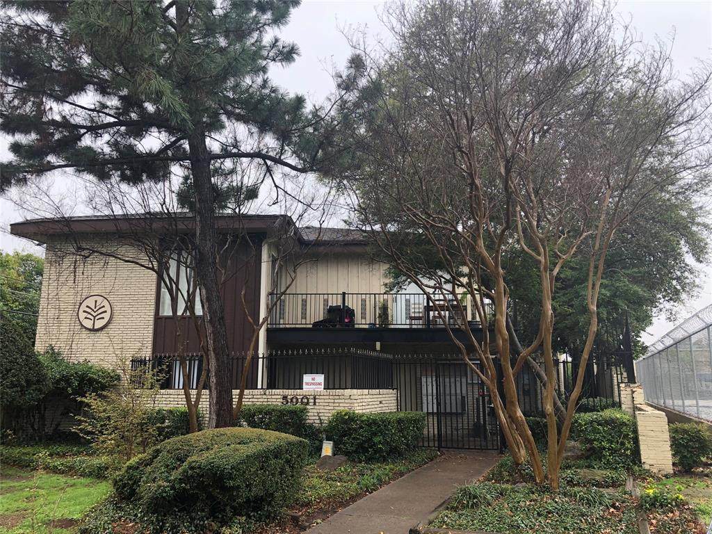 5001 Bowser Avenue - Photo 1