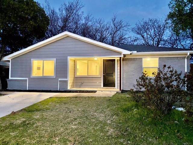 807 Mardi Gras Lane - Photo 1