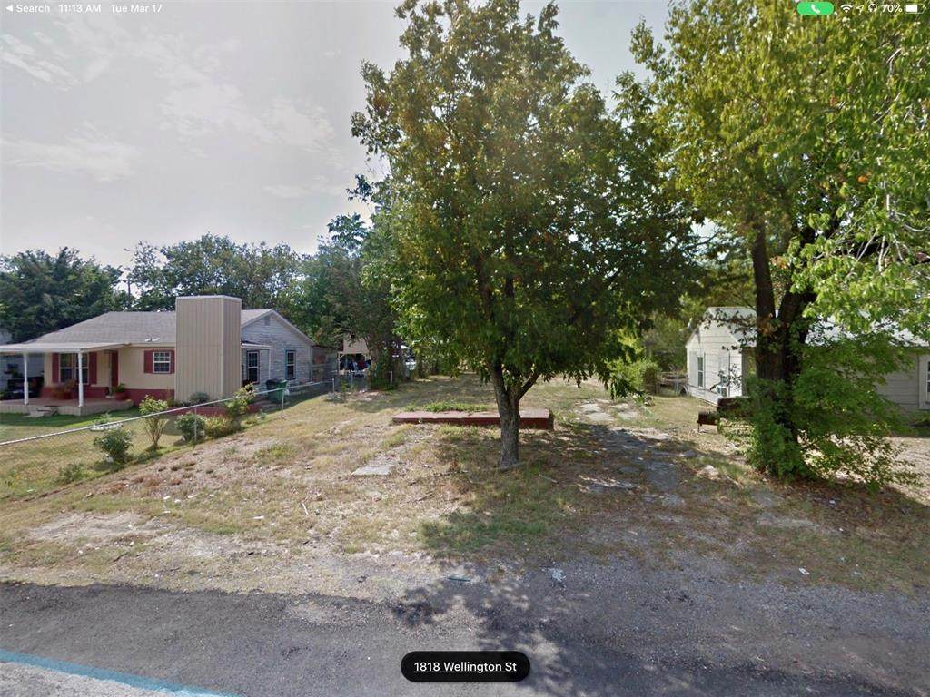 1818 Wellington Street - Photo 1