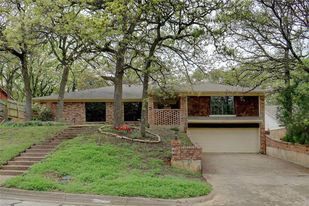 2802 Woodshire Drive - Photo 1