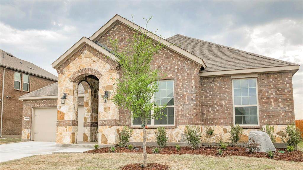 2916 Grizzly Road - Photo 1