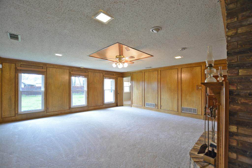 221 Harris Drive - Photo 1 221 Harris Drive - Photo 1