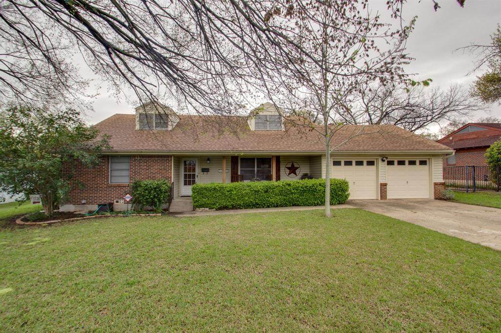 3916 Springbranch Drive - Photo 1