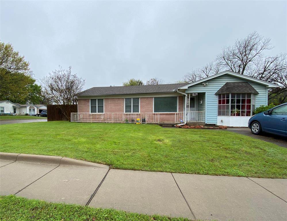 1620 Daniel Drive - Photo 1