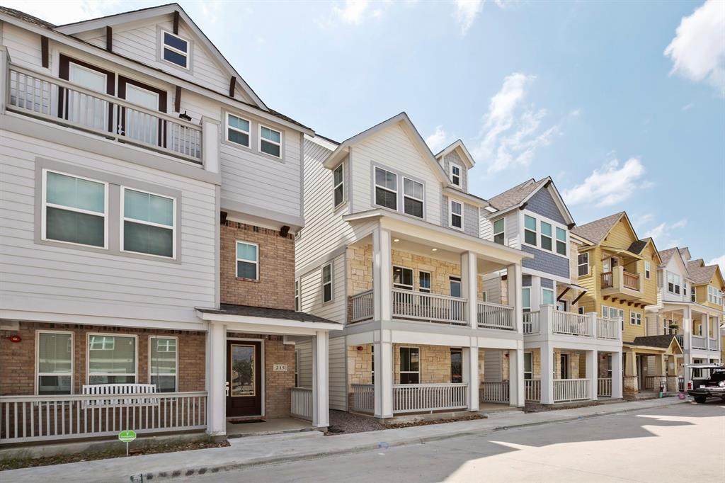 220 Lanyard Drive - Photo 1