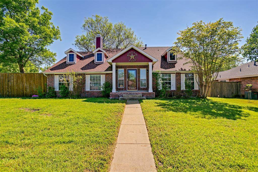 114 Carriage House Way - Photo 1 114 Carriage House Way - Photo 1