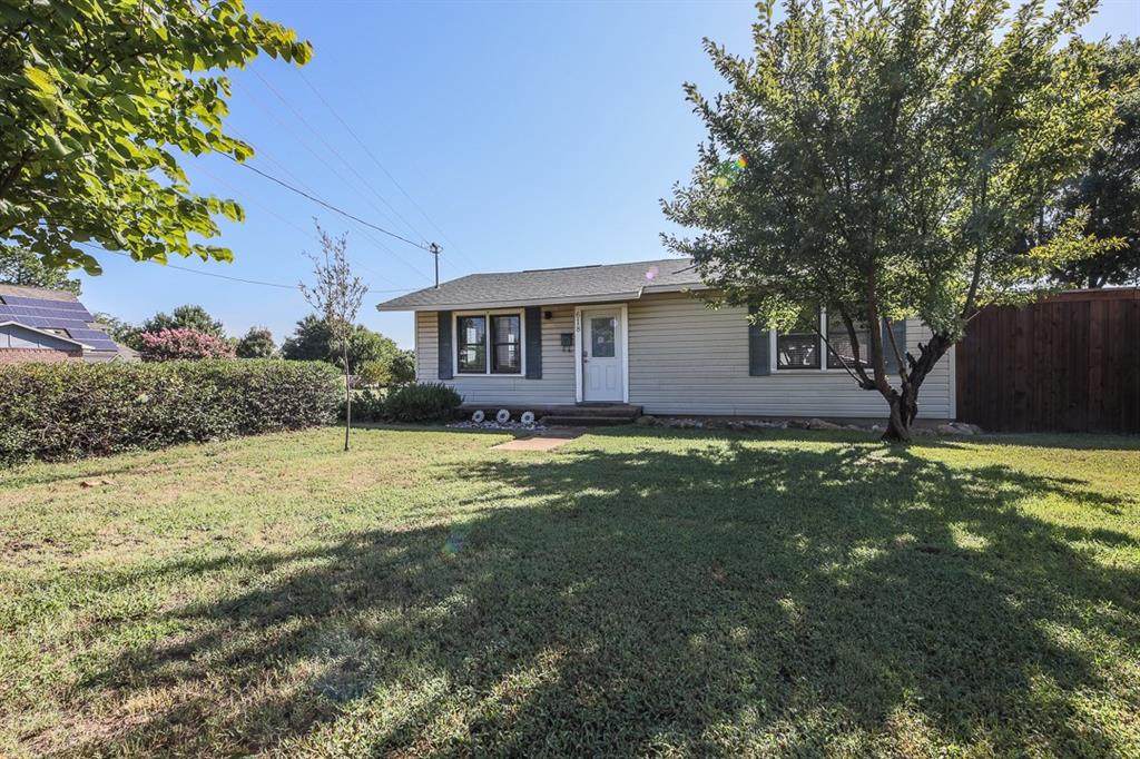 618 Lucas Drive - Photo 1