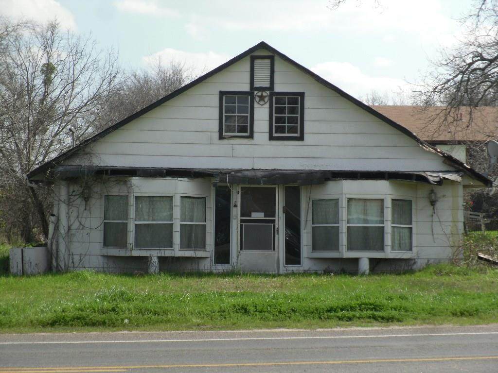 1020 4th Street - Photo 1