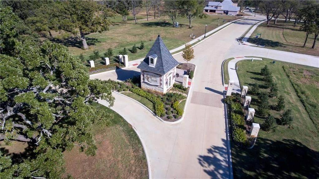3901 Saddle Creek - Photo 1